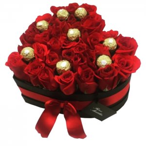BOX DE 24 ROSAS  IMPORTADAS